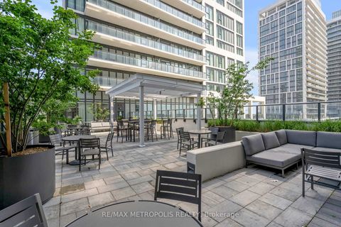 Photo 24 at 2516 - 9000 Jane Street, Vellore Village, Vaughan