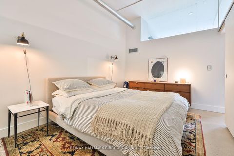 Photo 15 at 505 - 2 Fieldway Road, City Centre West, Toronto