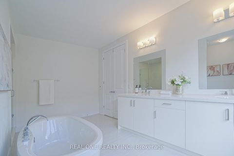 Photo 23 at 5 Godfrey Willis Drive, Angus Glen, Markham