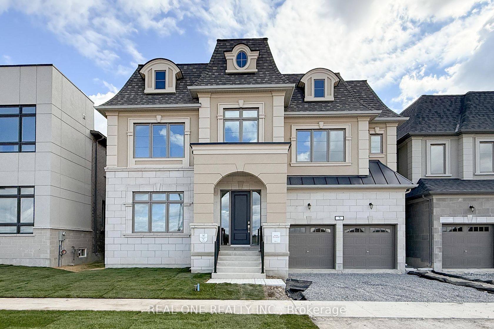 5 Godfrey Willis Drive, Angus Glen, Markham photo number 2