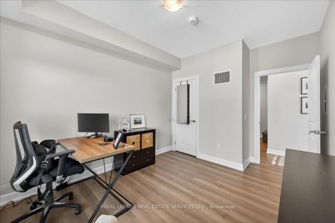 Photo 12 at 514 - 3220 William Coltson Avenue, JM Joshua Meadows, Oakville