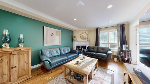 Photo 5 at 50 Wildflower Drive, Oak Ridges, Richmond Hill Photo 5 at 50 Wildflower Drive, Oak Ridges, Richmond Hill