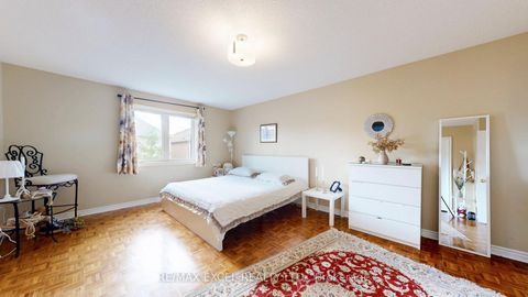 Photo 19 at 50 Wildflower Drive, Oak Ridges, Richmond Hill