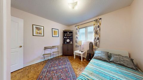 Photo 27 at 50 Wildflower Drive, Oak Ridges, Richmond Hill