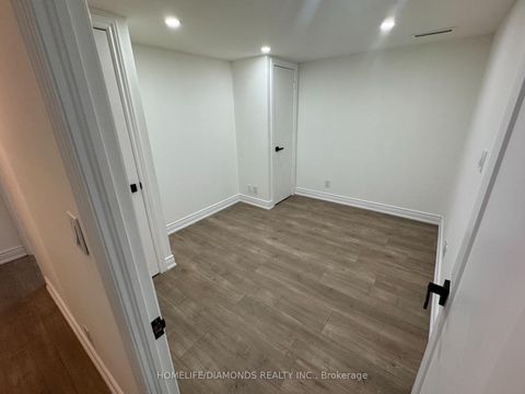 Photo 7 at 2601 - 381 FRONT Street W, Waterfront Communities C1, Toronto