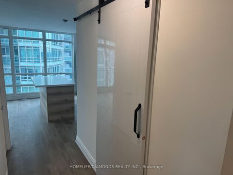Photo 8 at 2601 - 381 FRONT Street W, Waterfront Communities C1, Toronto