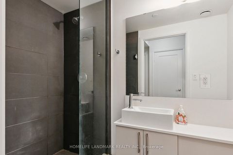 Photo 15 at 301w - 27 bathurst Street, Waterfront Communities C1, Toronto