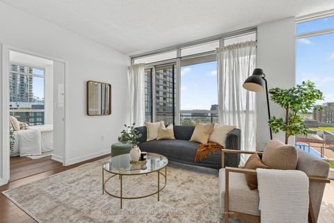 Photo 10 at 803 - 8 Telegram Mews, Waterfront Communities C1, Toronto