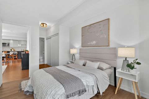 Photo 21 at 803 - 8 Telegram Mews, Waterfront Communities C1, Toronto
