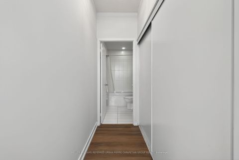 Photo 22 at 803 - 8 Telegram Mews, Waterfront Communities C1, Toronto