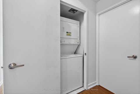 Photo 29 at 803 - 8 Telegram Mews, Waterfront Communities C1, Toronto