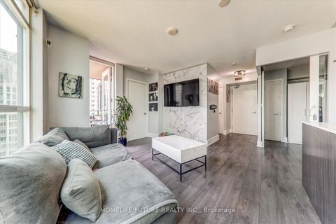 Photo 18 at 1011 - 215 Fort York Boulevard, Niagara, Toronto