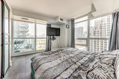 Photo 20 at 1011 - 215 Fort York Boulevard, Niagara, Toronto
