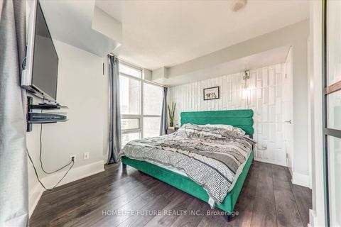 Photo 21 at 1011 - 215 Fort York Boulevard, Niagara, Toronto