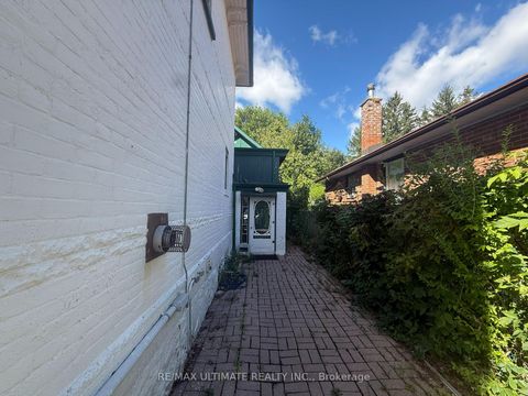 Photo 3 at 544 Bellamy Road N, Woburn, Toronto