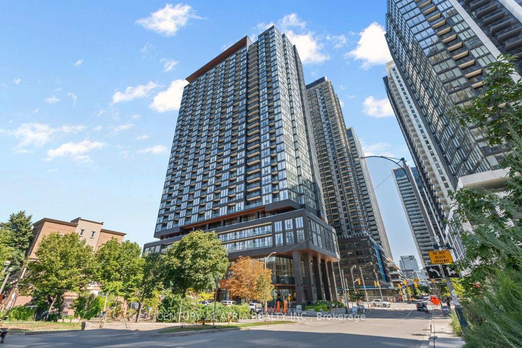 1208 - 19 Western Battery Road, Niagara, Toronto 