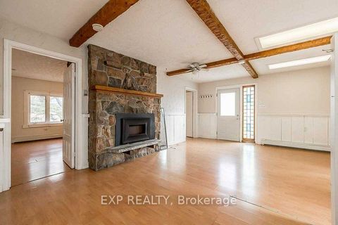 Photo 9 at 94 Eccles Street N, Queen's Park, Barrie