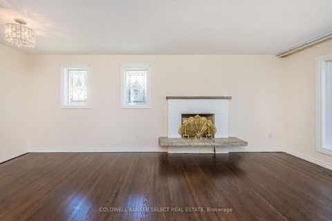 Photo 17 at 8 Millview Court, Clairville, Toronto