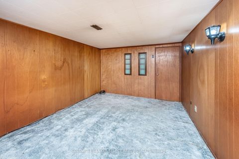 Photo 35 at 8 Millview Court, Clairville, Toronto