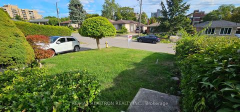 Photo 4 at 6 Canton Avenue, CFB, Toronto