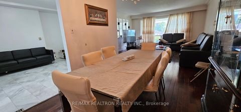 Photo 23 at 6 Canton Avenue, CFB, Toronto