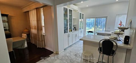 Photo 29 at 6 Canton Avenue, CFB, Toronto