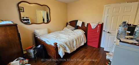 Photo 45 at 6 Canton Avenue, CFB, Toronto