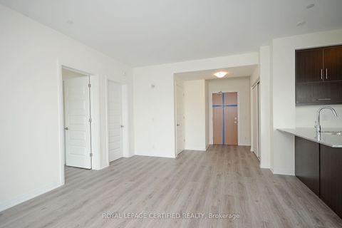 Photo 10 at 435 - 128 Grovewood Common, GO Glenorchy, Oakville