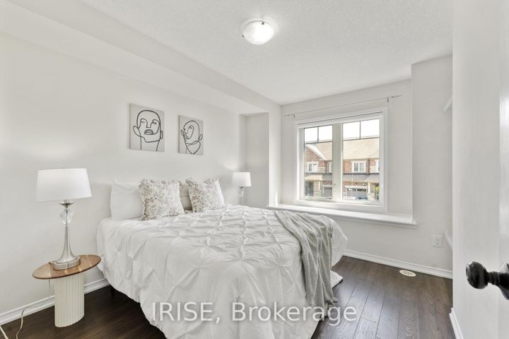 Photo 17 at 49 Golden Springs Drive, Northwest Brampton, Brampton