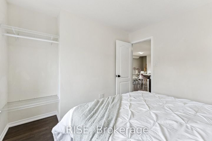 Photo 18 at 49 Golden Springs Drive, Northwest Brampton, Brampton