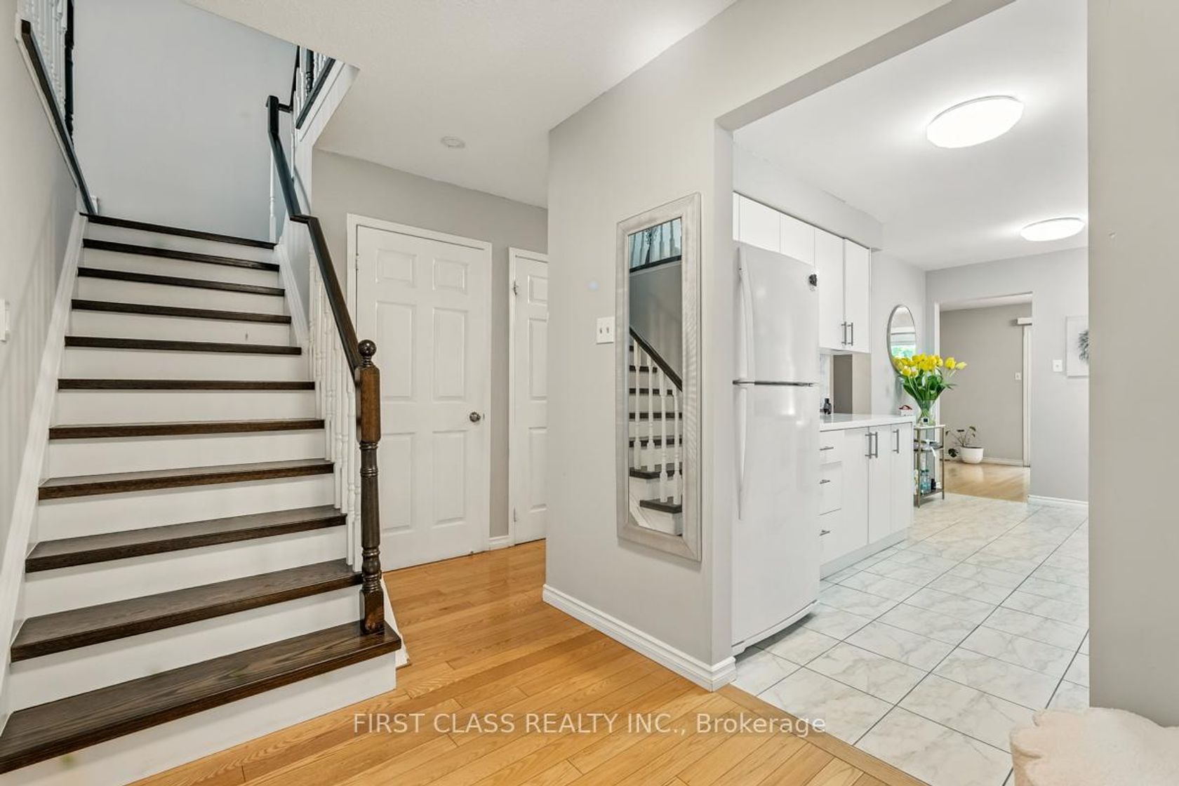 5053 Rundle Crescent, East Credit, Mississauga 