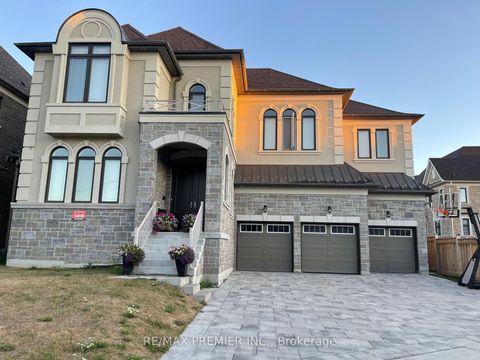 Photo 2 at 101 Appleyard Avenue, Kleinburg, Vaughan