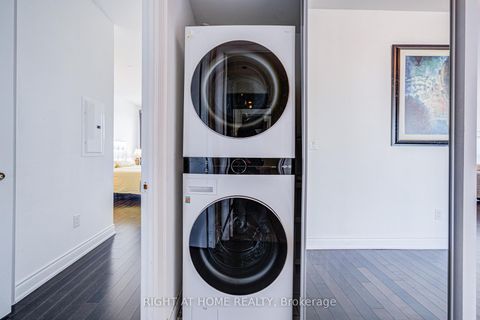 Photo 7 at 7405 - 388 Yonge Street, Bay Street Corridor, Toronto Photo 7 at 7405 - 388 Yonge Street, Bay Street Corridor, Toronto