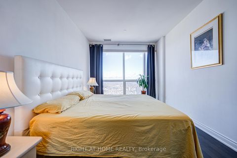 Photo 11 at 7405 - 388 Yonge Street, Bay Street Corridor, Toronto Photo 11 at 7405 - 388 Yonge Street, Bay Street Corridor, Toronto