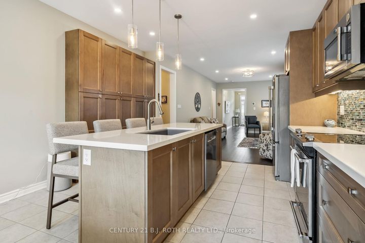 Photo 13 at 42 Glenhaven Court, Port Perry, Scugog