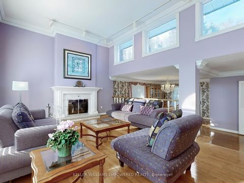Photo 5 at 315 Woodland Acres Crescent, Rural Vaughan, Vaughan