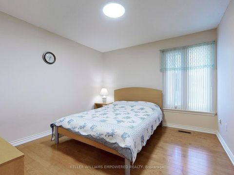 Photo 20 at 315 Woodland Acres Crescent, Rural Vaughan, Vaughan