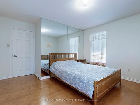 Photo 21 at 315 Woodland Acres Crescent, Rural Vaughan, Vaughan