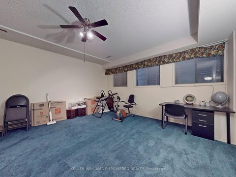 Photo 27 at 315 Woodland Acres Crescent, Rural Vaughan, Vaughan