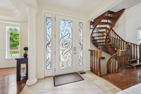 Photo 6 at 3150 Trailside Drive, GO Glenorchy, Oakville