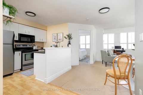 Photo 15 at 610 - 25 Grenville Street, Bay Street Corridor, Toronto