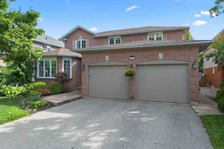 Photo 1 at 2421 Susquehanna Court, RO River Oaks, Oakville