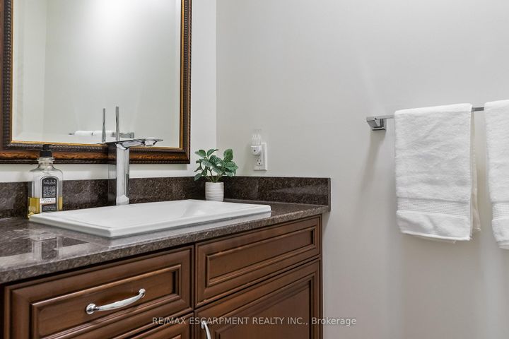 Photo 22 at 2421 Susquehanna Court, RO River Oaks, Oakville