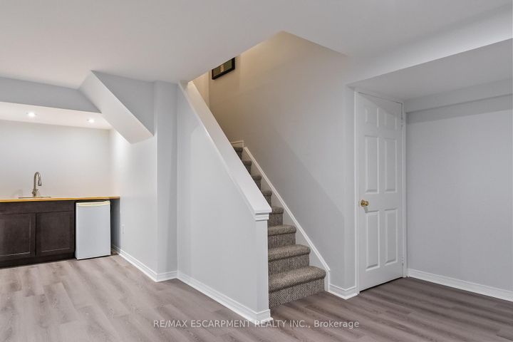 Photo 32 at 2421 Susquehanna Court, RO River Oaks, Oakville