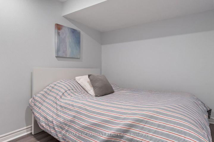 Photo 36 at 2421 Susquehanna Court, RO River Oaks, Oakville
