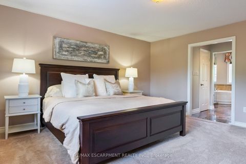 Photo 23 at 2421 Susquehanna Court, RO River Oaks, Oakville