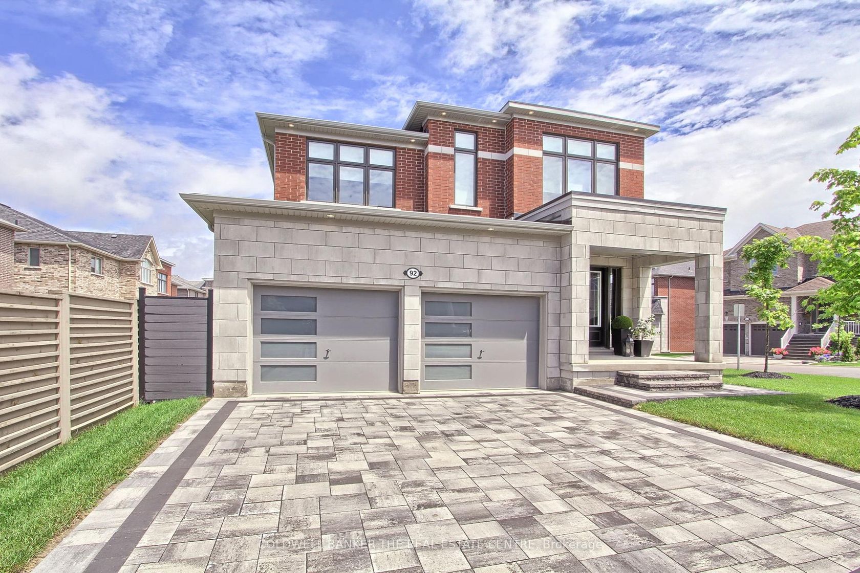 92 Maple Fields Circle, Aurora Estates, Aurora 