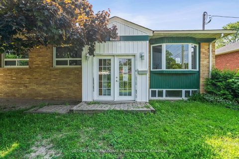 Photo 2 at 118 Queen Street, Central Newmarket, Newmarket