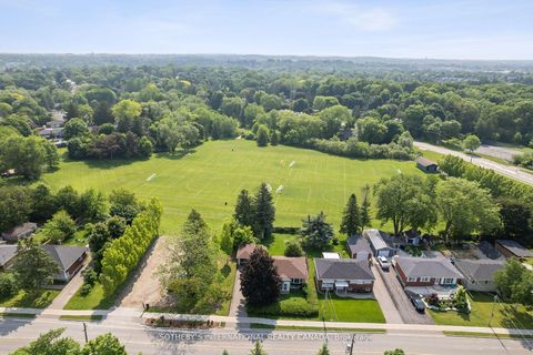 Photo 38 at 118 Queen Street, Central Newmarket, Newmarket Photo 38 at 118 Queen Street, Central Newmarket, Newmarket