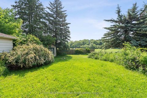 Photo 46 at 118 Queen Street, Central Newmarket, Newmarket Photo 46 at 118 Queen Street, Central Newmarket, Newmarket